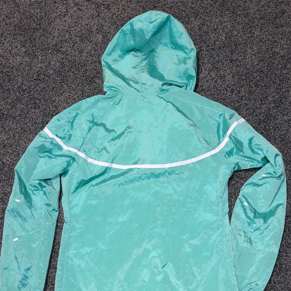 NIKE Windbreaker Women’s Jacket Green Small EUC - Picture 4 of 10